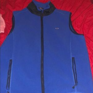 Vineyard vines fleece vest